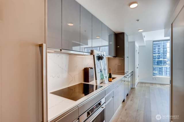 Property photo for 1808 Minor Avenue #1110, Seattle photo 2