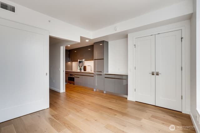 Property photo for 1808 Minor Avenue #1110, Seattle photo 3