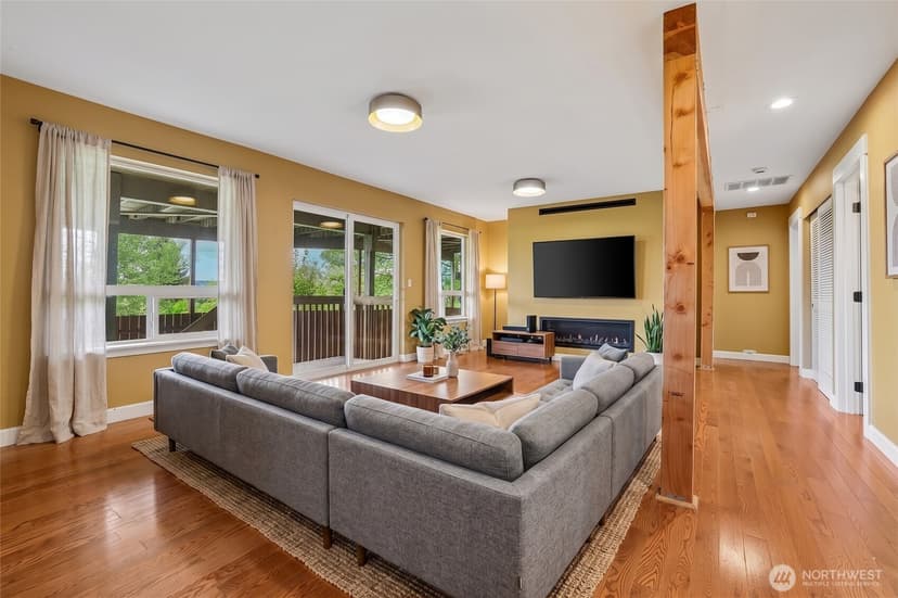 Property photo for 709 22nd Street SW, Puyallup photo 22