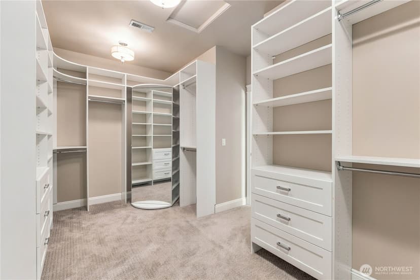 Property photo for 2832 109th Avenue SE, Bellevue photo 26