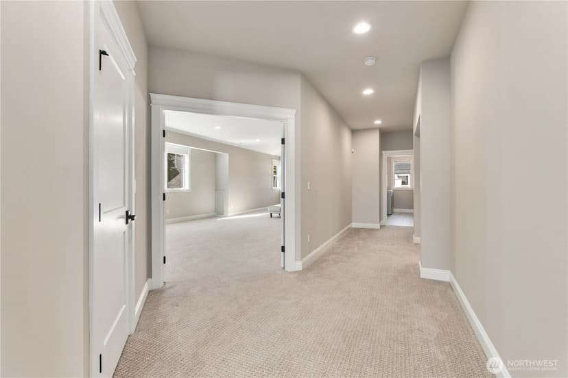Property photo for 2832 109th Avenue SE, Bellevue photo 20
