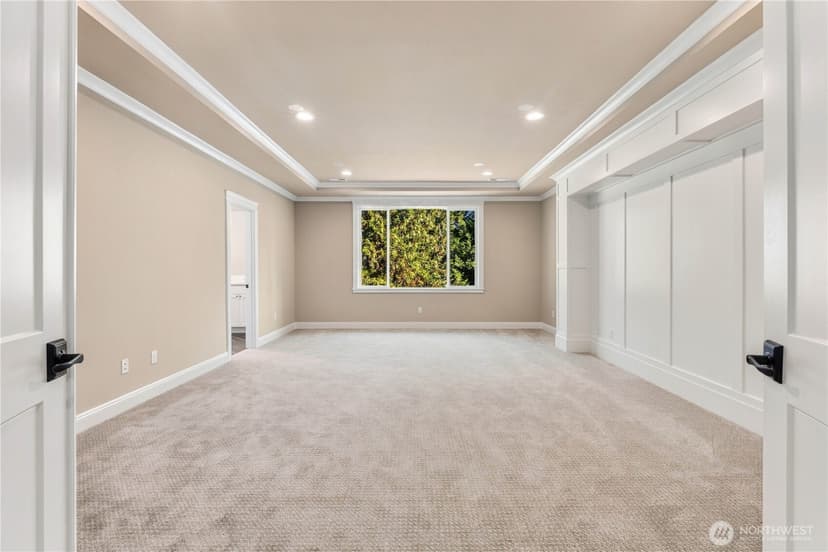 Property photo for 2832 109th Avenue SE, Bellevue photo 23