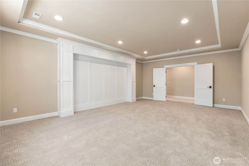 Property photo for 2832 109th Avenue SE, Bellevue photo 22
