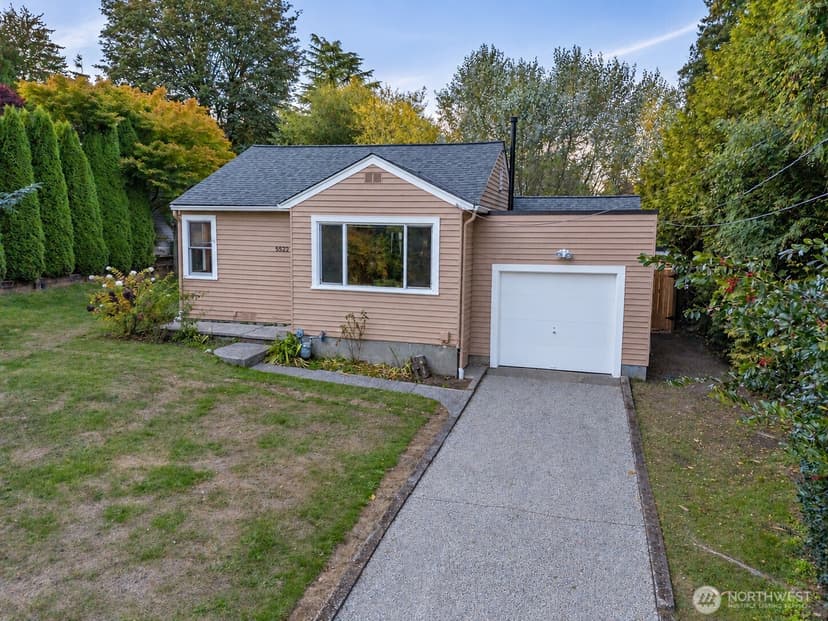 Property photo for 5522 NE 193rd Street, Lake Forest Park photo 2