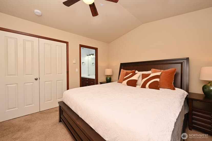 Property photo for 21615 11th Drive SE, Bothell photo 24