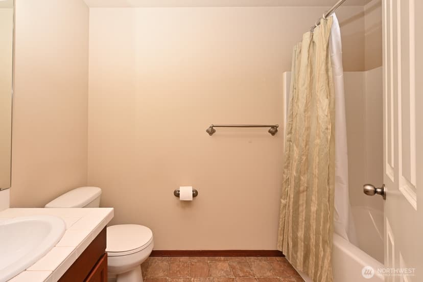 Property photo for 21615 11th Drive SE, Bothell photo 28