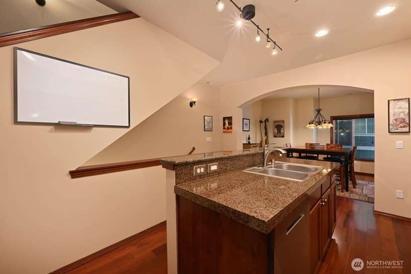 Property photo for 21615 11th Drive SE, Bothell photo 12
