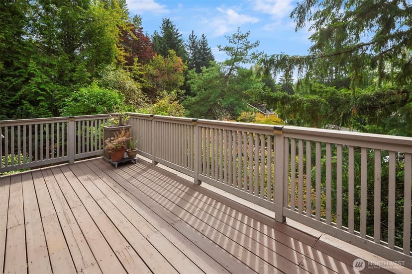Property photo for 13233 SE 51st Place, Bellevue photo 21