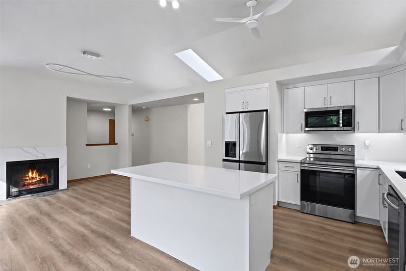 Property photo for 28001 121st Avenue SE, Kent photo 19