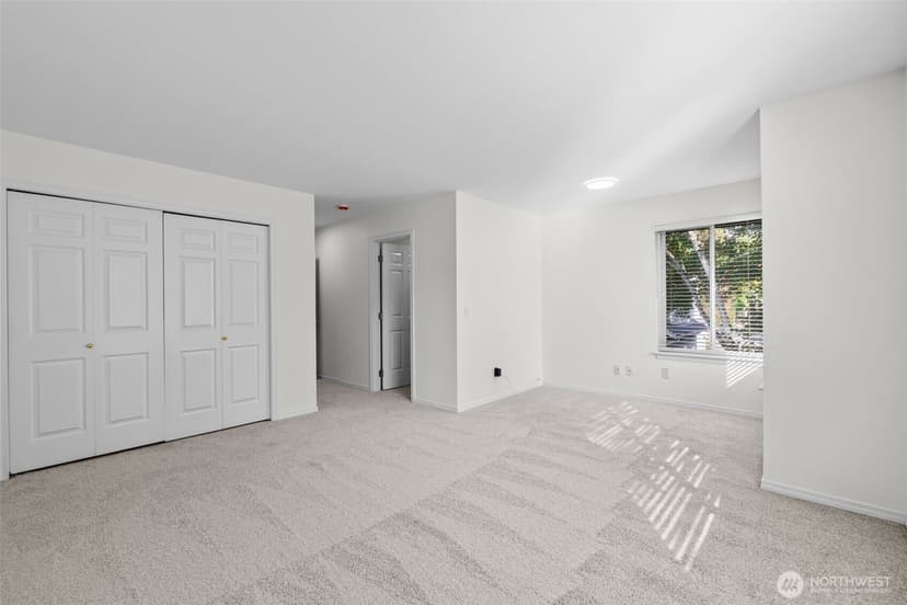 Property photo for 11611 NE 90th Street, Kirkland photo 20