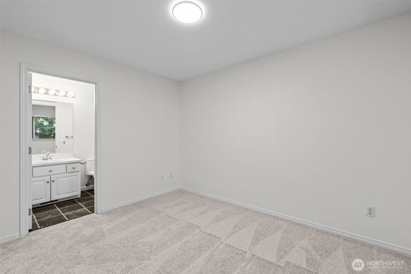 Property photo for 11611 NE 90th Street, Kirkland photo 26