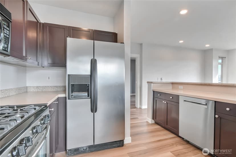 Property photo for 1000 Aurora Avenue N #509, Seattle photo 10