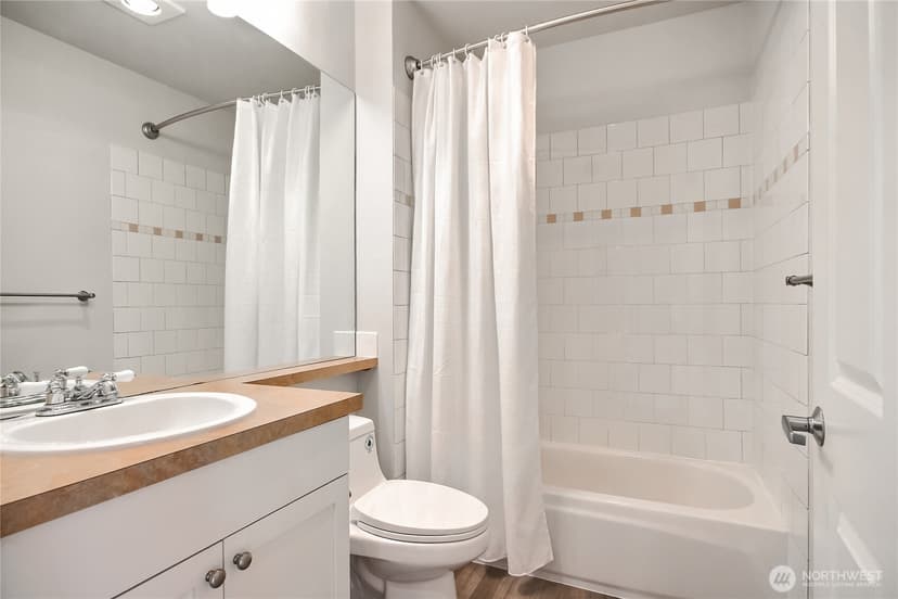 Property photo for 1000 Aurora Avenue N #509, Seattle photo 17