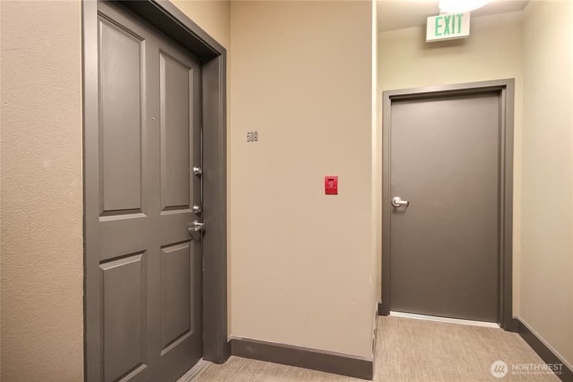 Property photo for 1000 Aurora Avenue N #509, Seattle photo 27