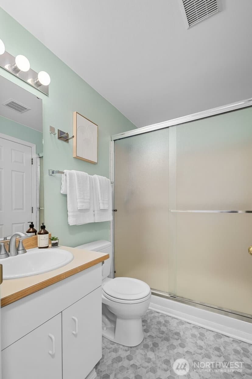 Property photo for 317 27th Avenue E, Seattle photo 20