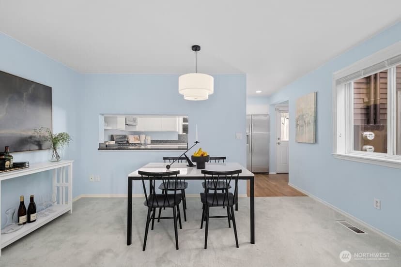 Property photo for 317 27th Avenue E, Seattle photo 9