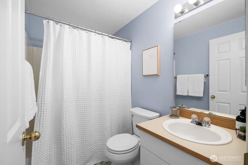 Property photo for 317 27th Avenue E, Seattle photo 18