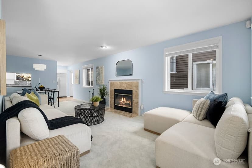 Property photo for 317 27th Avenue E, Seattle photo 4