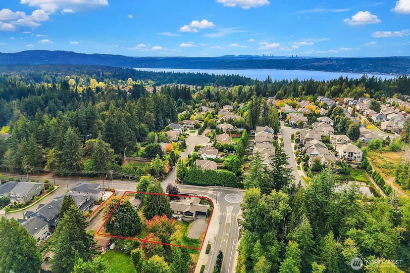 Property photo for 21805 SE 4th Street, Sammamish photo 29