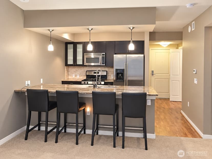 Property photo for 819 Virginia St #3008, Seattle photo 2