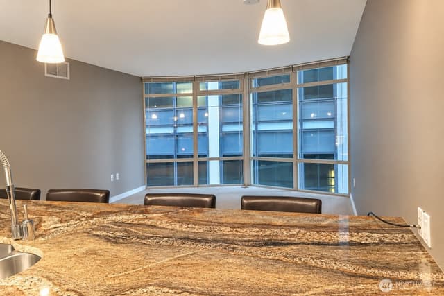 Property photo for 819 Virginia St #3008, Seattle photo 4