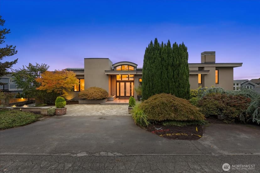 Property photo for 5607 104th Avenue NE, Kirkland