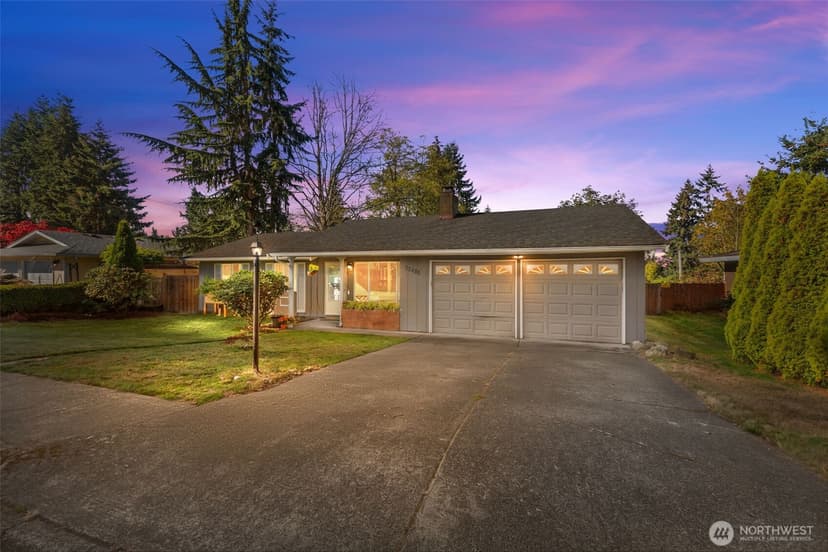 Property photo for 30211 10th Avenue S, Federal Way photo 2