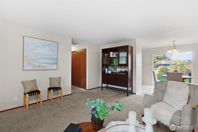 Property photo for 30211 10th Avenue S, Federal Way photo 5