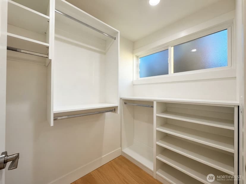 Property photo for 14000 Somerset Blvd SE, Bellevue photo 26