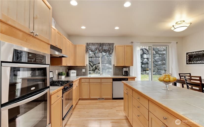 Property photo for 6210 Montevista Drive SE, Auburn photo 11
