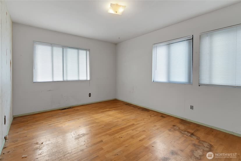 Property photo for 23102 21st Avenue S, Des Moines photo 15