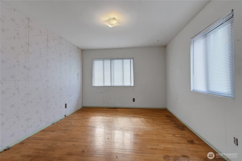 Property photo for 23102 21st Avenue S, Des Moines photo 17