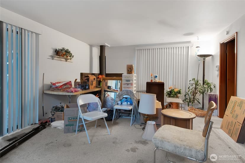 Property photo for 23102 21st Avenue S, Des Moines photo 10