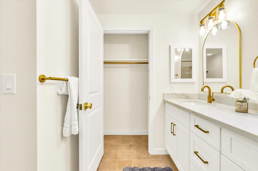 Property photo for 16020 Village Green Drive #B, Mill Creek photo 32