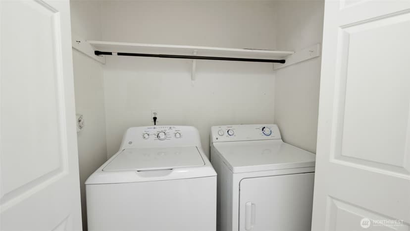 Property photo for 927 132nd Street SW #F5, Everett photo 19