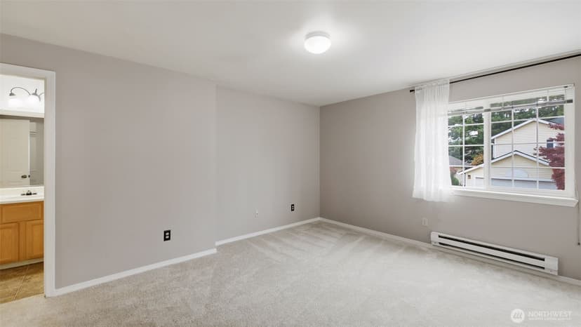 Property photo for 927 132nd Street SW #F5, Everett photo 28