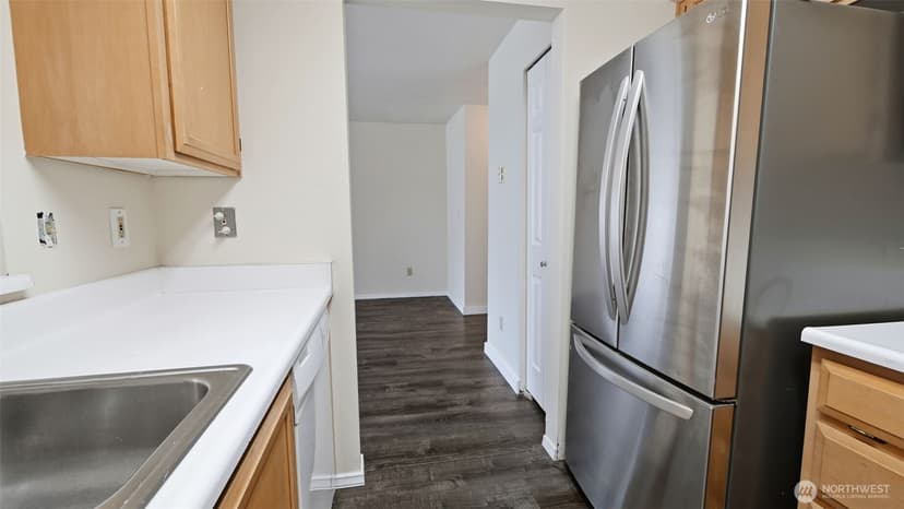 Property photo for 927 132nd Street SW #F5, Everett photo 16