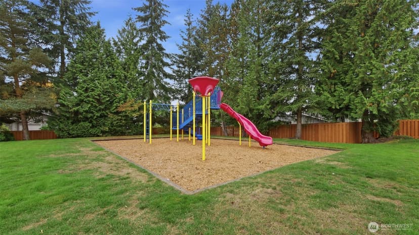 Property photo for 927 132nd Street SW #F5, Everett photo 38