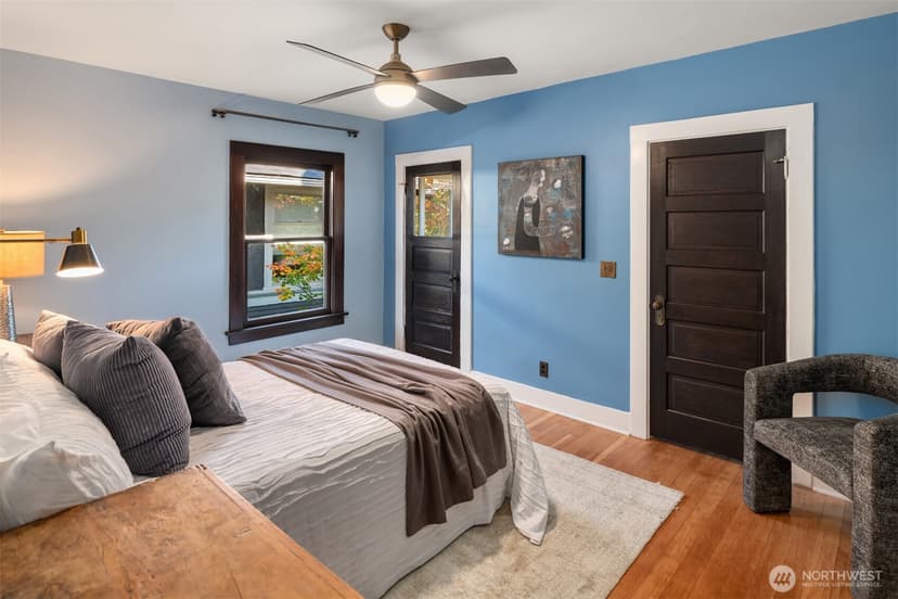 Property photo for 1154 18th Avenue E, Seattle photo 24