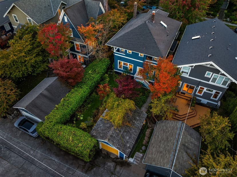 Property photo for 1154 18th Avenue E, Seattle photo 34
