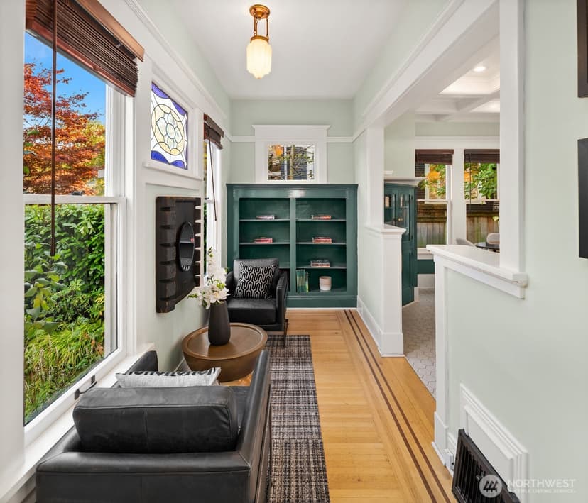 Property photo for 1154 18th Avenue E, Seattle photo 14