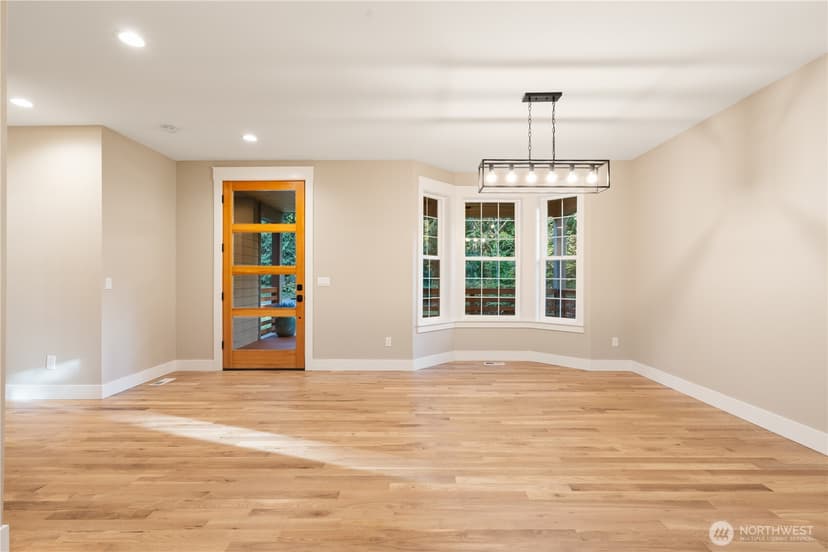 Property photo for 9815 Moran Road, Arlington photo 5