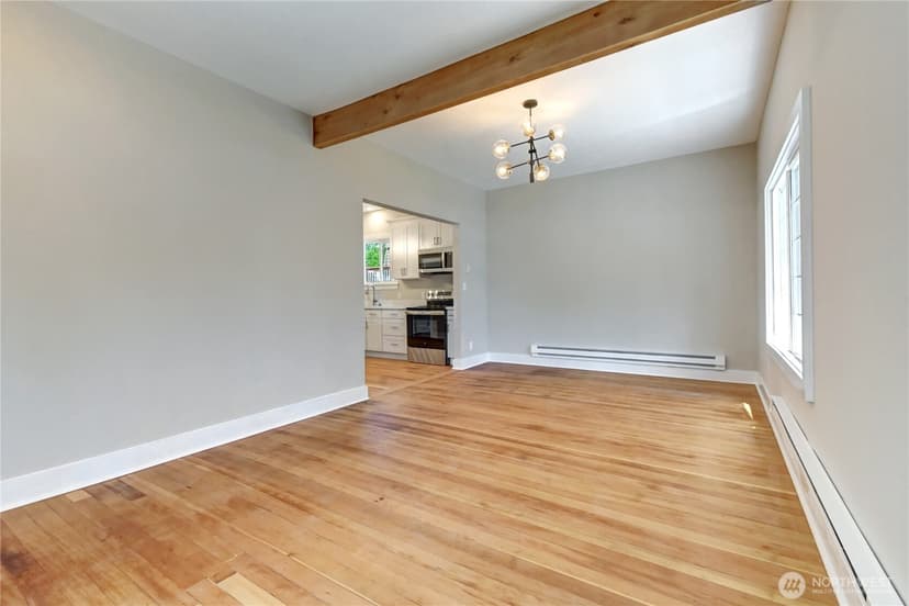 Property photo for 7043 17 Avenue NW, Seattle photo 10