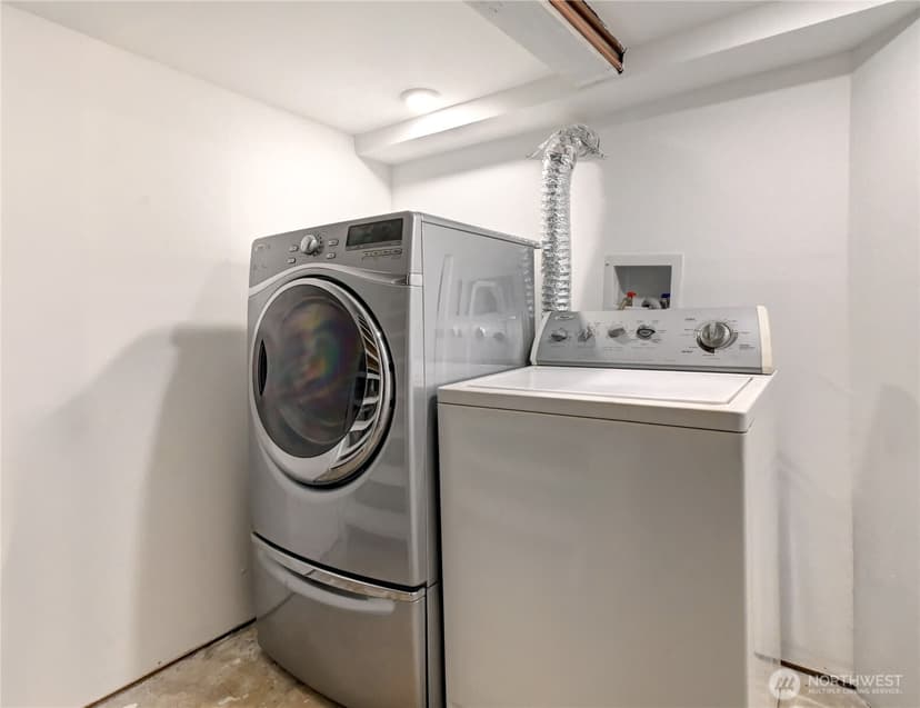 Property photo for 7043 17 Avenue NW, Seattle photo 18