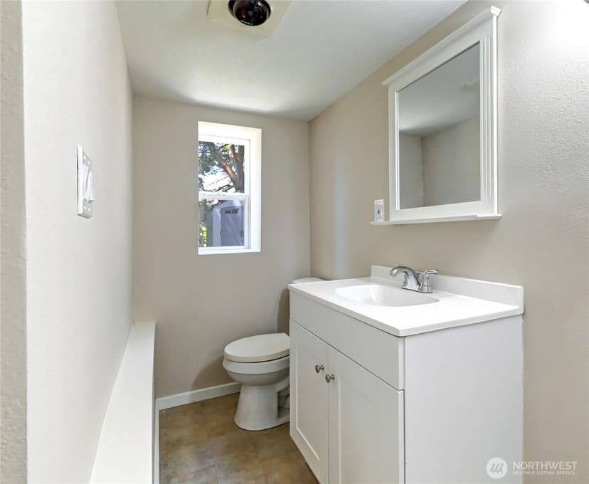 Property photo for 7043 17 Avenue NW, Seattle photo 28