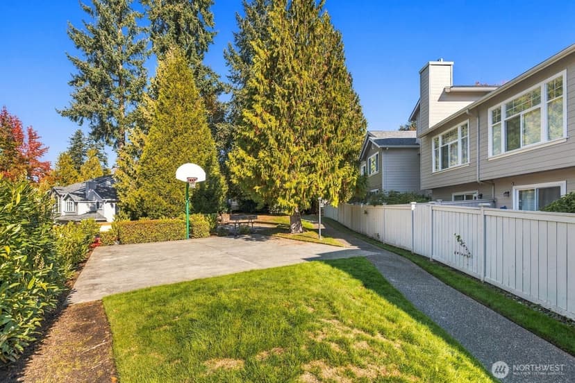 Property photo for 16918 Cobblestone Drive, Lynnwood photo 33