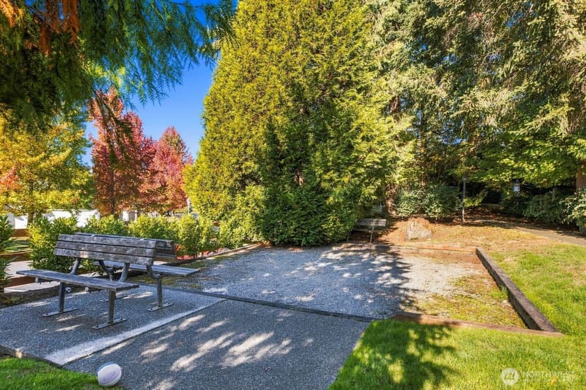 Property photo for 16918 Cobblestone Drive, Lynnwood photo 31