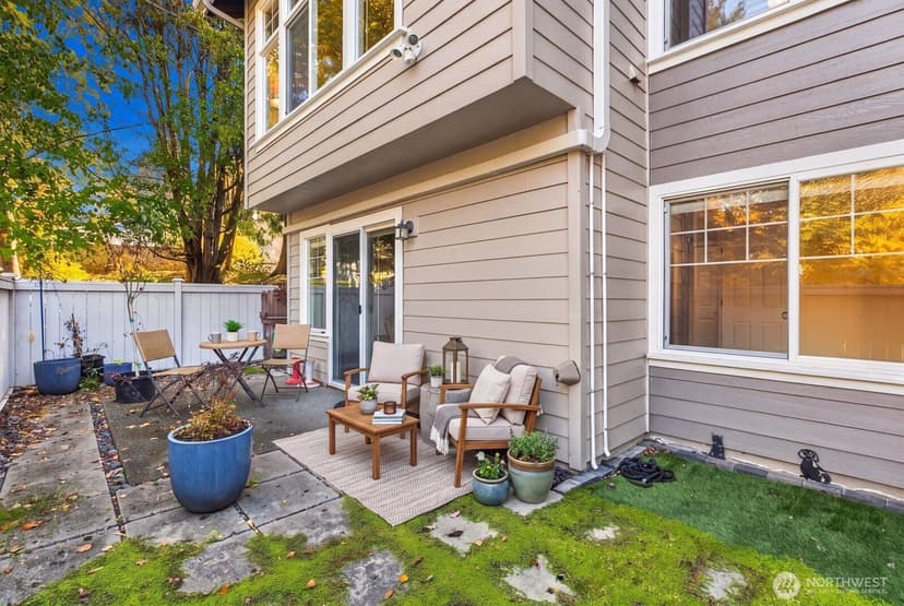 Property photo for 16918 Cobblestone Drive, Lynnwood photo 29