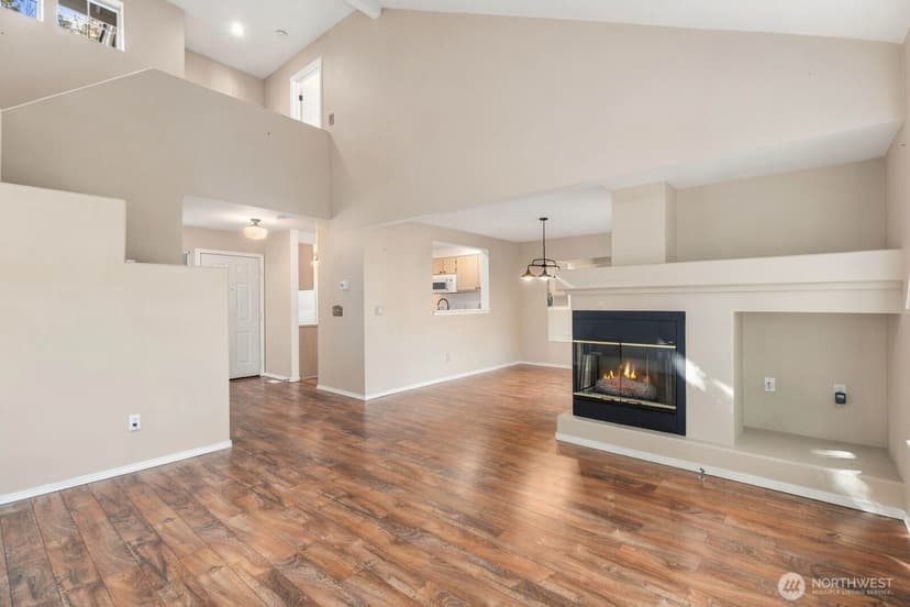 Property photo for 16918 Cobblestone Drive, Lynnwood photo 7