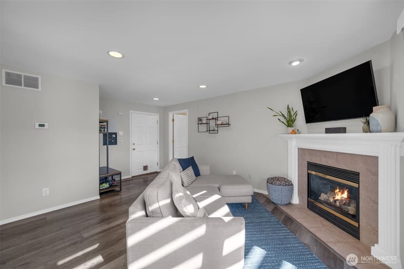 Property photo for 4853 S Morgan Street, Seattle photo 9